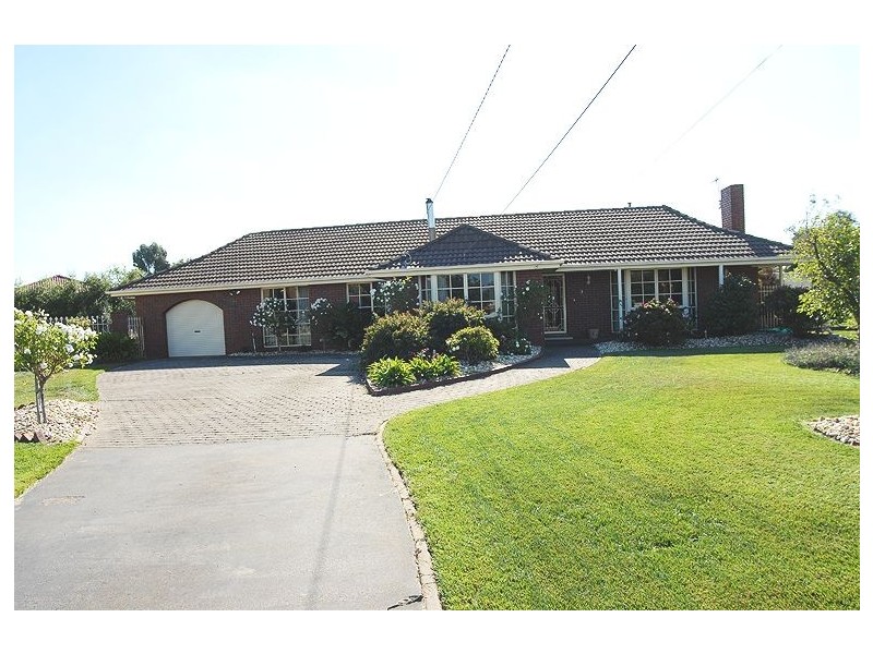 3 Loris Court, Delacombe VIC 3356