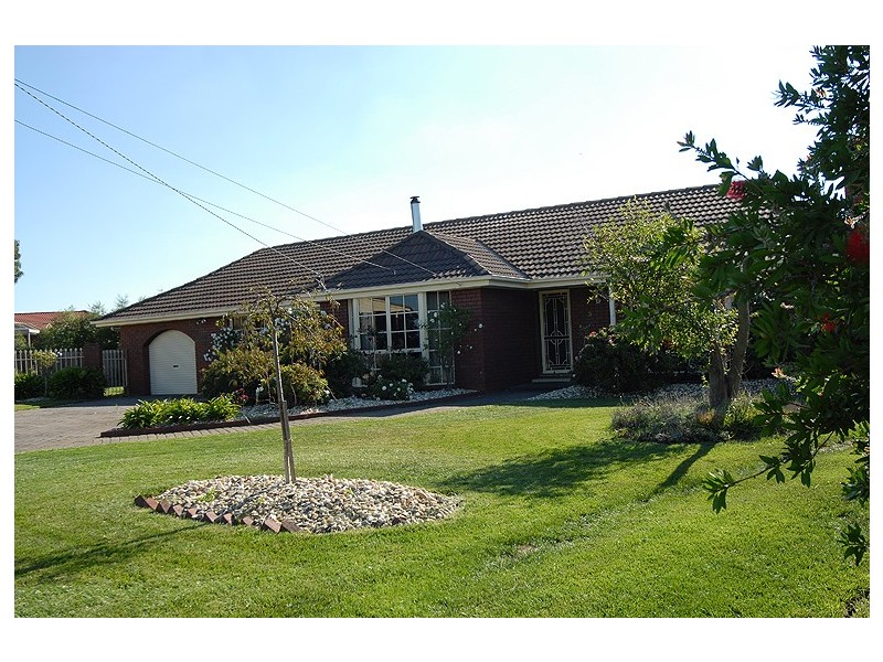 3 Loris Court, Delacombe VIC 3356