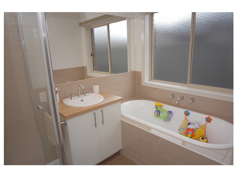 103 Alfredton Drive, Alfredton VIC 3350