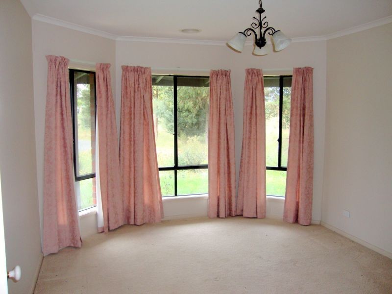 41 Erin Court, Wallace VIC 3352