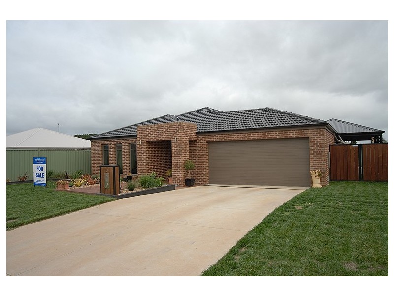 3 Hodge Street, Miners Rest VIC 3352