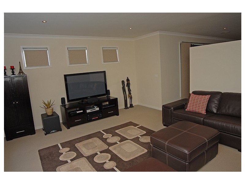 3 Hodge Street, Miners Rest VIC 3352