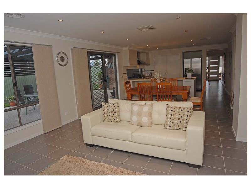 3 Hodge Street, Miners Rest VIC 3352