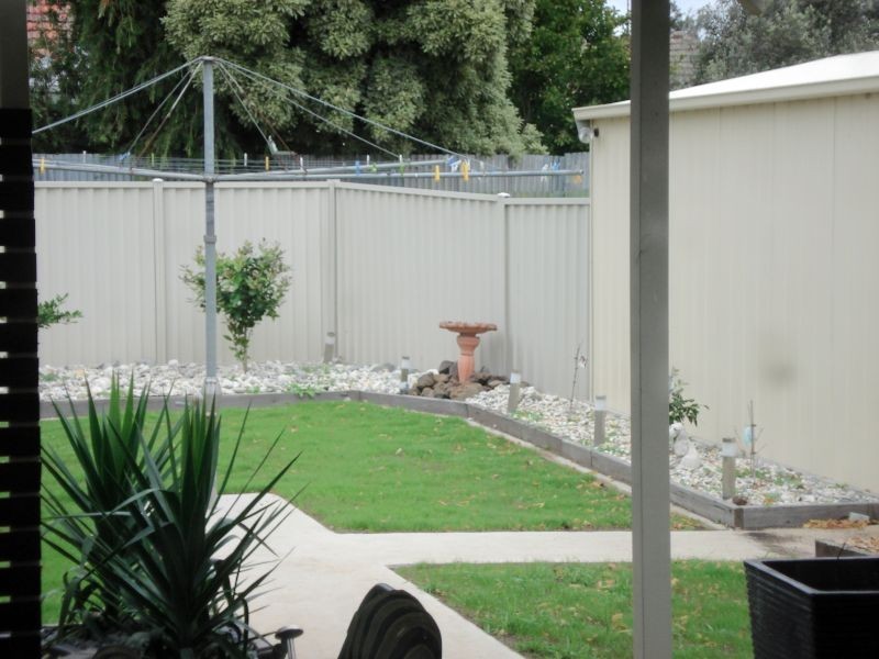 7 Salisbury Avenue, Newington VIC 3350