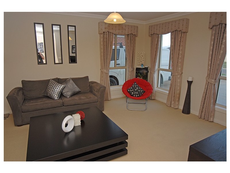 7a Westcliffe Crescent, Sebastopol VIC 3356