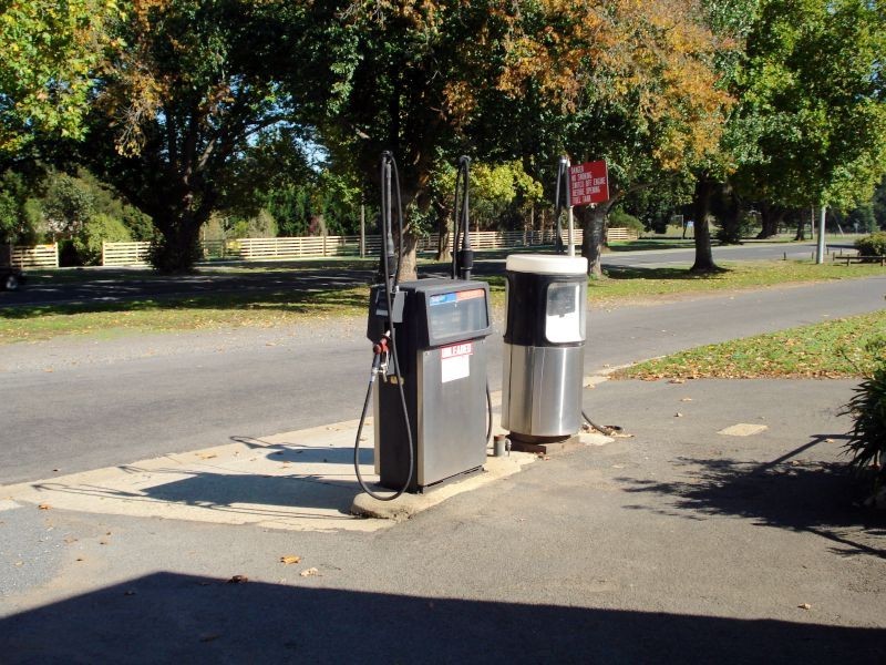 410-412 High Street, Learmonth VIC 3352