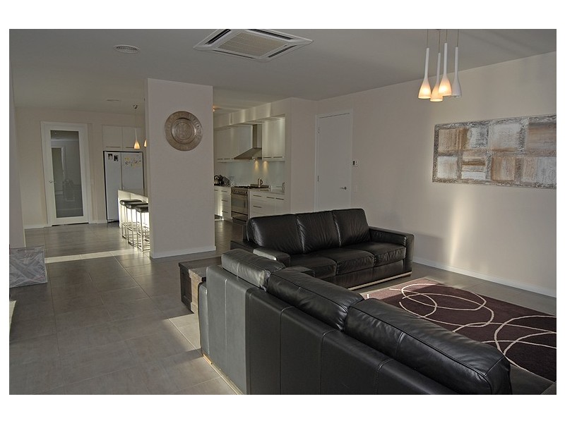 1903 Sturt Street, Alfredton VIC 3350