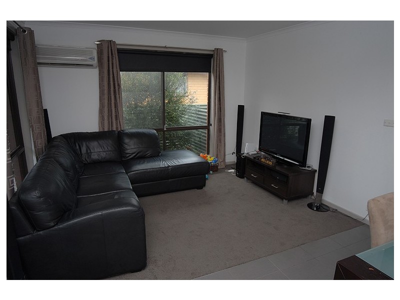 9 Whitelaw Avenue, Delacombe VIC 3356