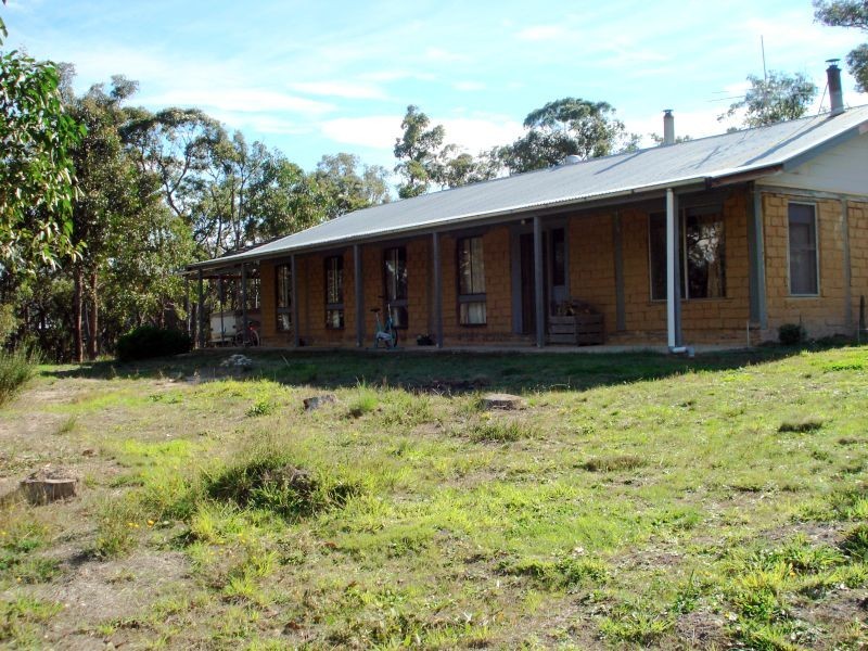 120 Woodland Drive, Scarsdale VIC 3351