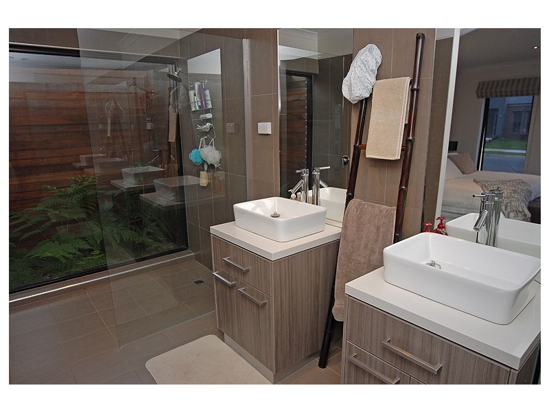 68 Alfredton Drive, Alfredton VIC 3350