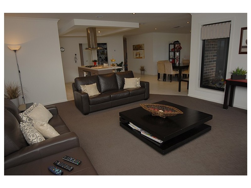 68 Alfredton Drive, Alfredton VIC 3350