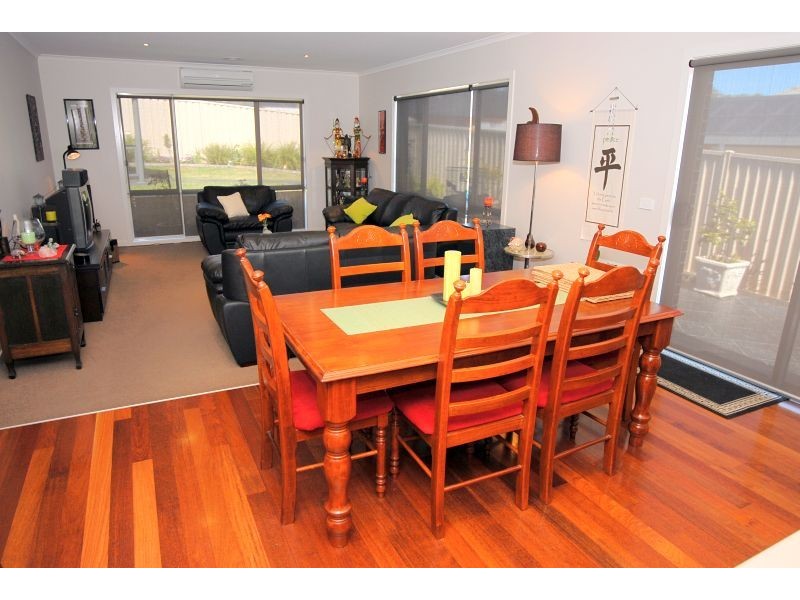 45 Belmar Crescent, Canadian VIC 3350