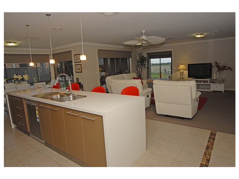 92 Alfredton Drive, Alfredton VIC 3350