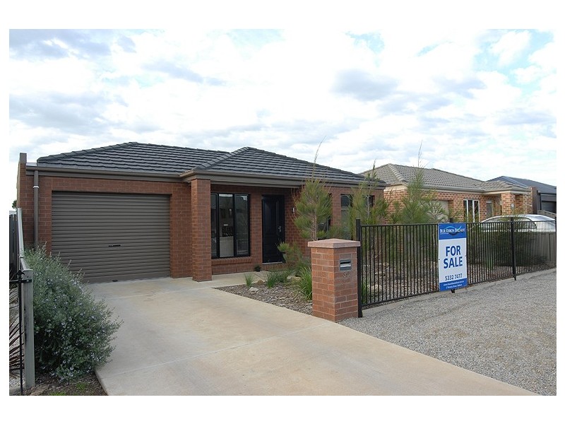 30 Ashwood Gardens Drive, Mitchell Park VIC 3352