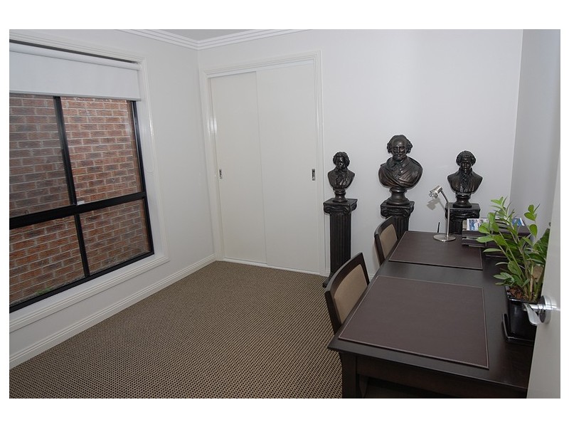 30 Ashwood Gardens Drive, Mitchell Park VIC 3352