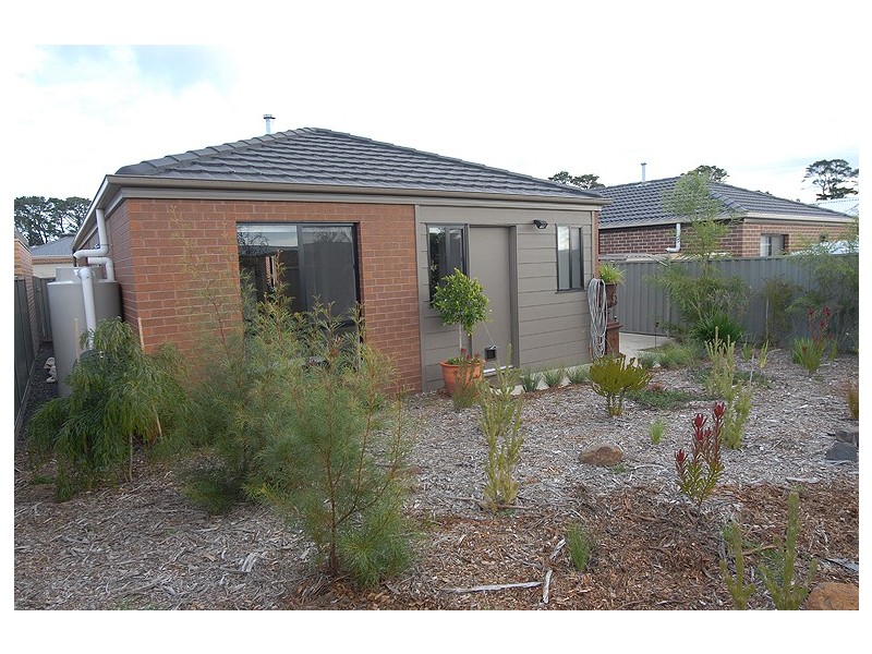 30 Ashwood Gardens Drive, Mitchell Park VIC 3352