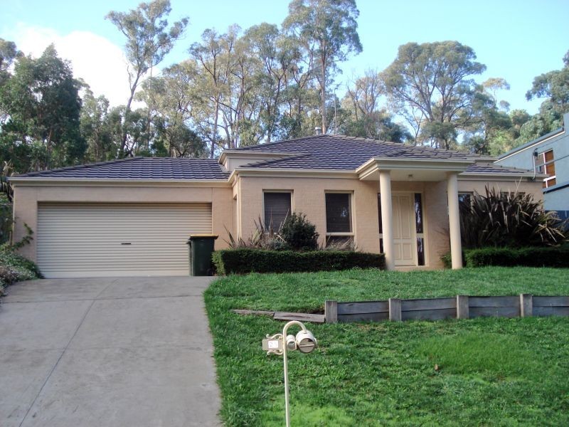 25 Darriwell Drive, Mount Helen VIC 3350