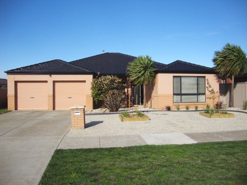 233 Whitelaw Avenue, Delacombe VIC 3356