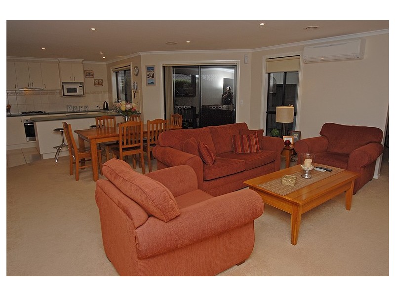 233 Whitelaw Avenue, Delacombe VIC 3356