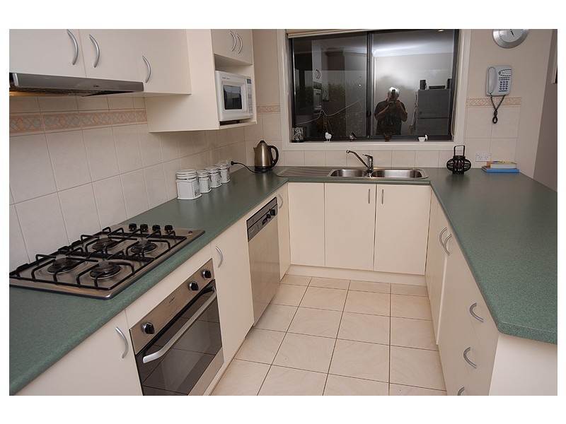 233 Whitelaw Avenue, Delacombe VIC 3356