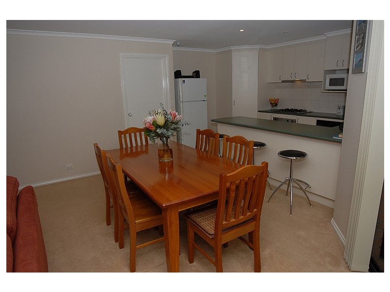 233 Whitelaw Avenue, Delacombe VIC 3356