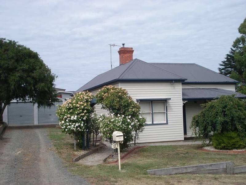 12 Gladstone Street, Ballarat VIC 3350