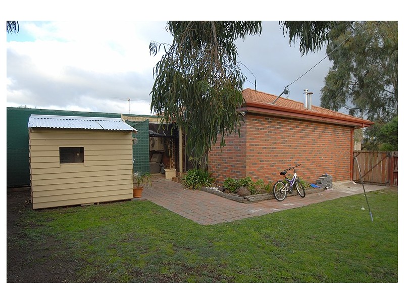 14 Sidbury Avenue, Wendouree VIC 3355