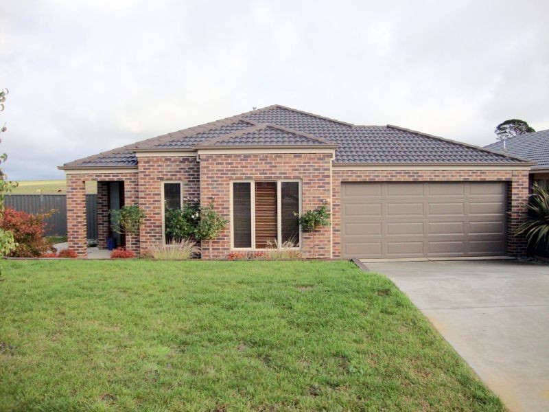 19 Chilton Close, Delacombe VIC 3356