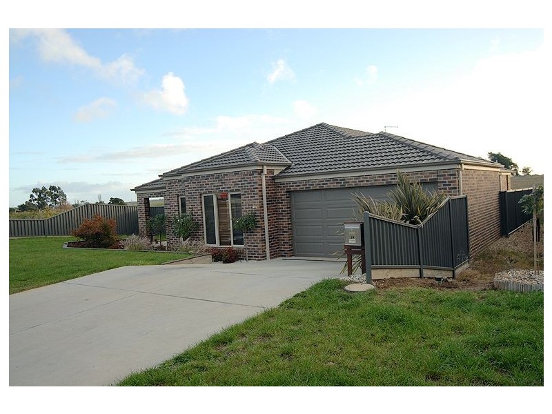 19 Chilton Close, Delacombe VIC 3356