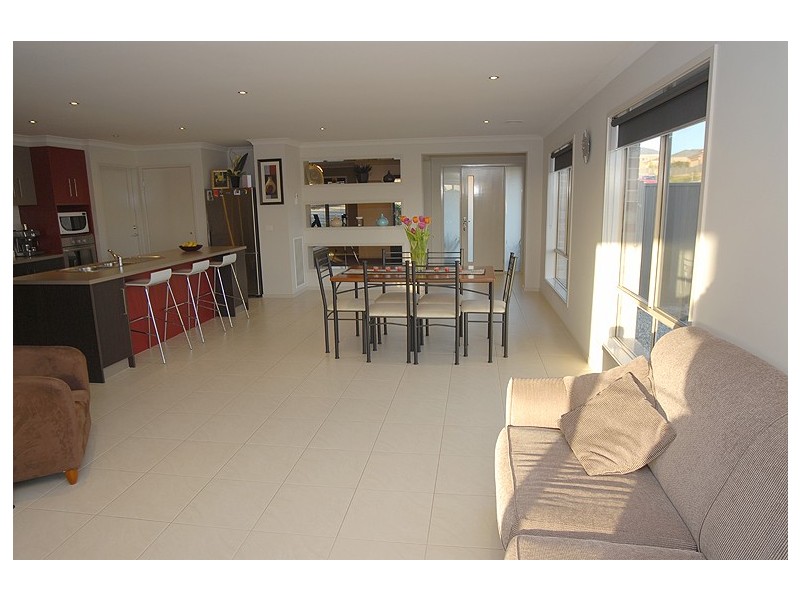 19 Chilton Close, Delacombe VIC 3356