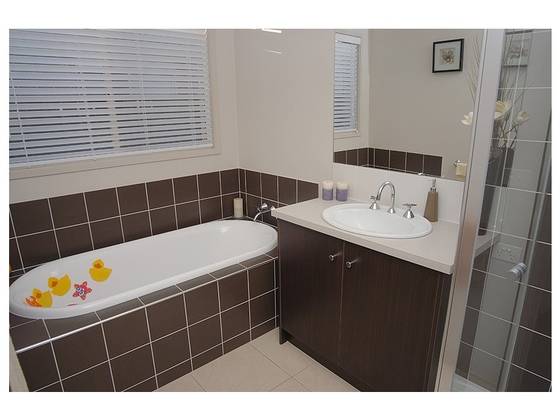 19 Chilton Close, Delacombe VIC 3356