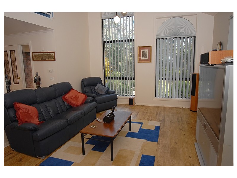 35 Darriwell Drive, Mount Helen VIC 3350