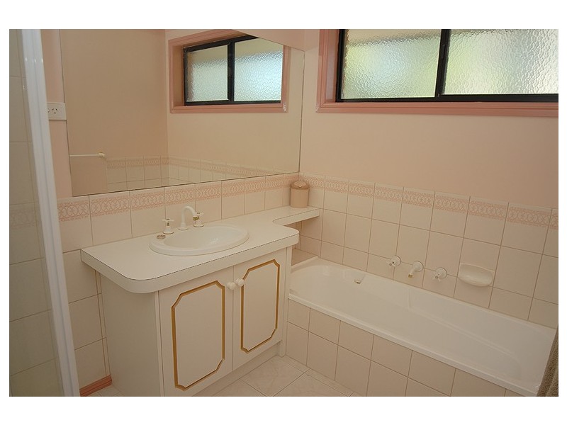 35 Darriwell Drive, Mount Helen VIC 3350