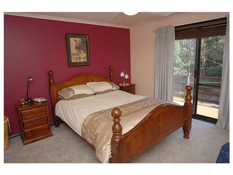 35 Darriwell Drive, Mount Helen VIC 3350