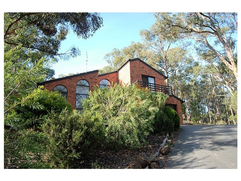 35 Darriwell Drive, Mount Helen VIC 3350