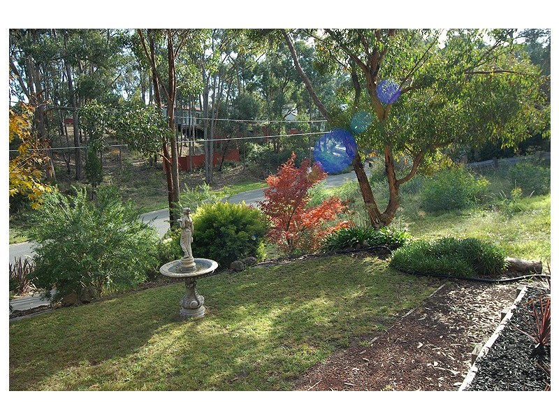 35 Darriwell Drive, Mount Helen VIC 3350