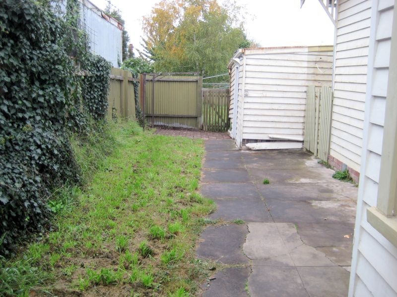 324a Neill Street, Soldiers Hill VIC 3350