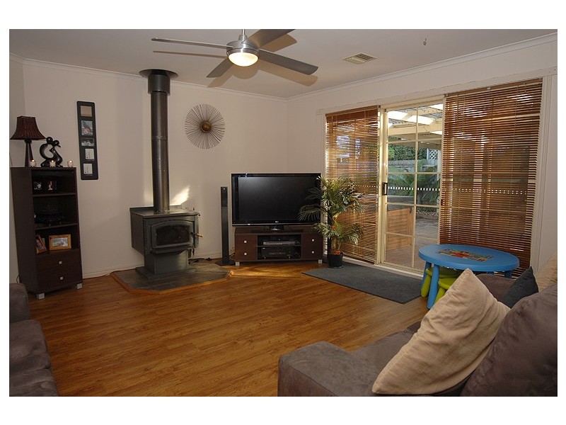 17 Jasmine Drive, Delacombe VIC 3356