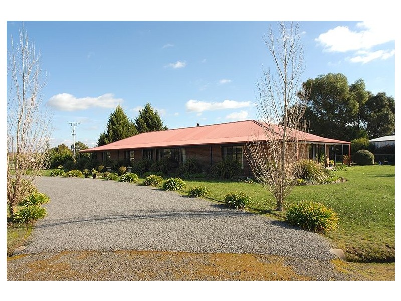 920 Smythesdale Road, Snake Valley VIC 3351