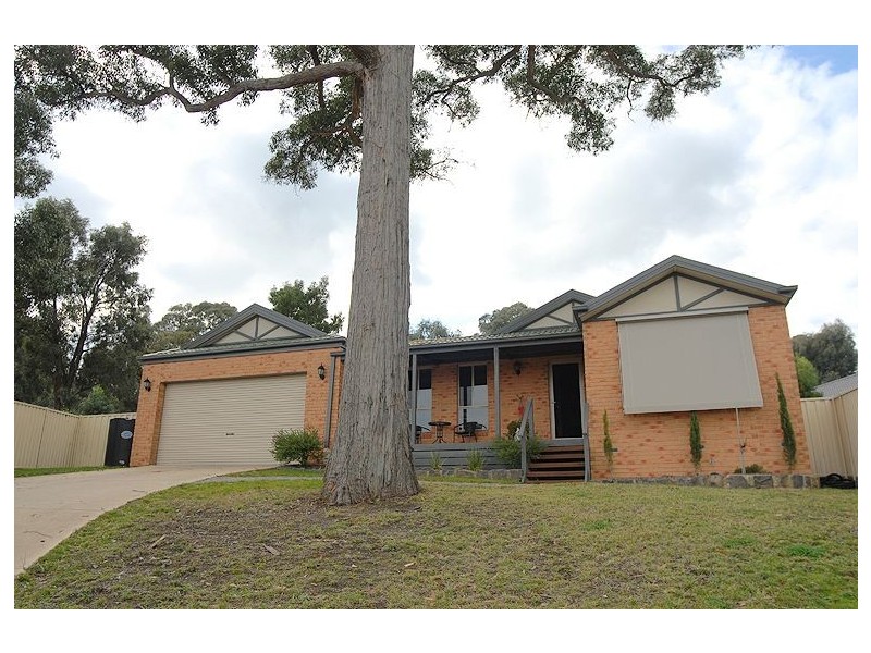 5 Mayfair Court, Mount Helen VIC 3350