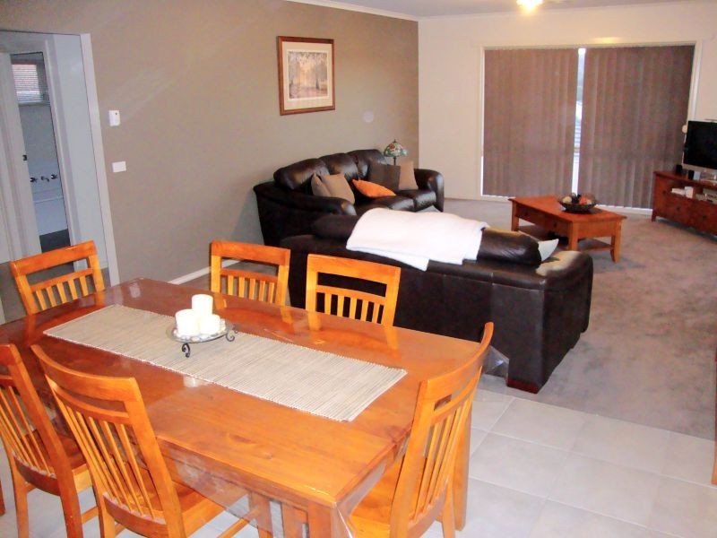 26 Belmar Crescent, Canadian VIC 3350