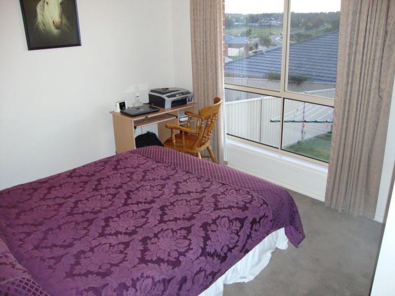 26 Belmar Crescent, Canadian VIC 3350