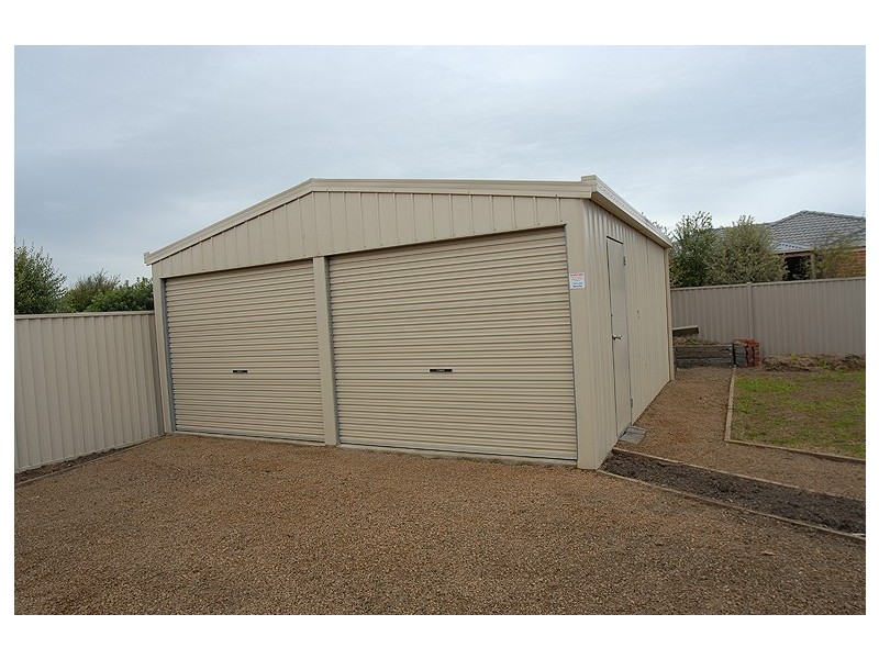 35 Dyson Drive, Alfredton VIC 3350