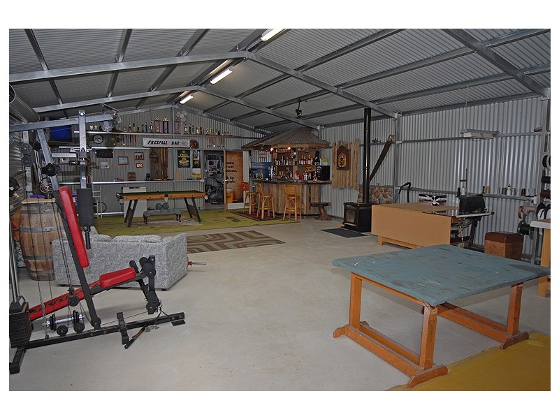 28 Livingstone Street, Beaufort VIC 3373