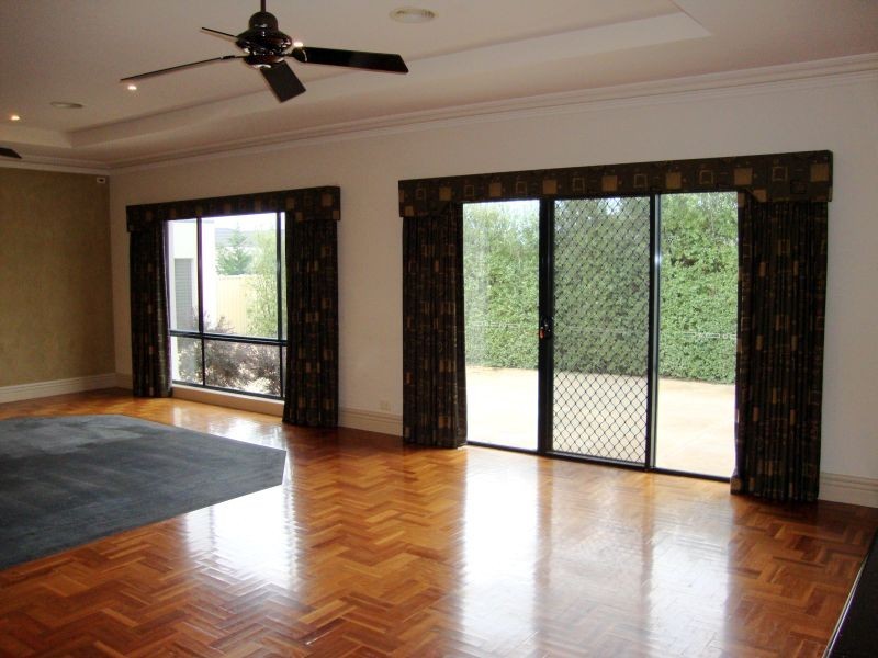 1909 Sturt Street, Alfredton VIC 3350
