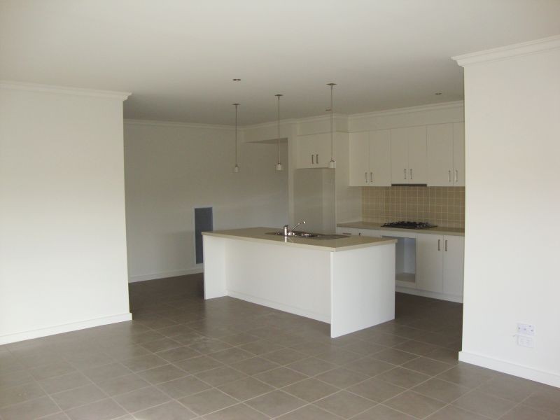 1/1 Grand Junction Road, Miners Rest VIC 3352