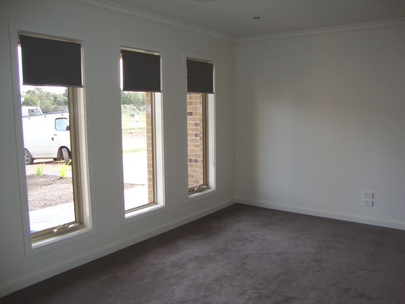 1/1 Grand Junction Road, Miners Rest VIC 3352