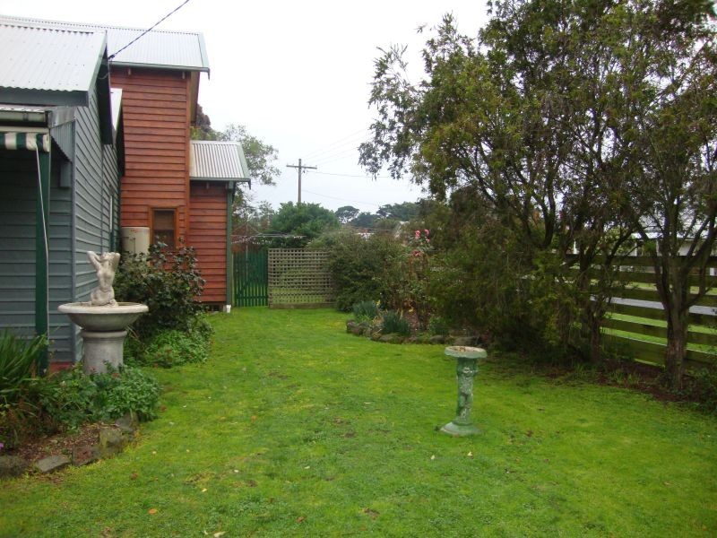 6 Johnson Street, Skipton VIC 3361