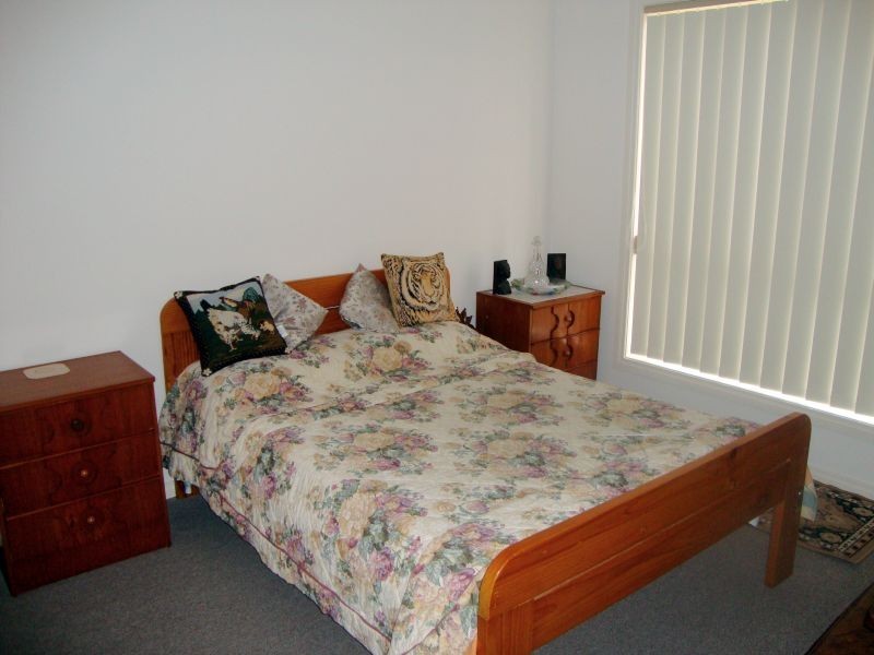 1/6 Thompson Street, Brown Hill VIC 3350