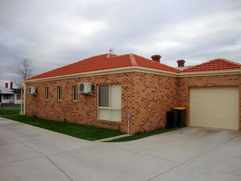 1/6 Thompson Street, Brown Hill VIC 3350